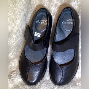 listing-status-banner